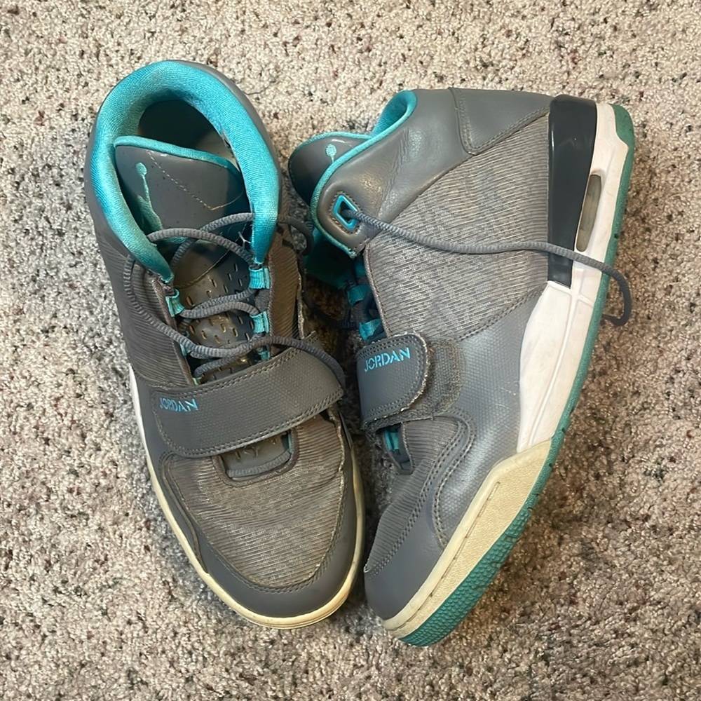Jordan Flight Club‎ Cool Grey Gamma Blue Size 9